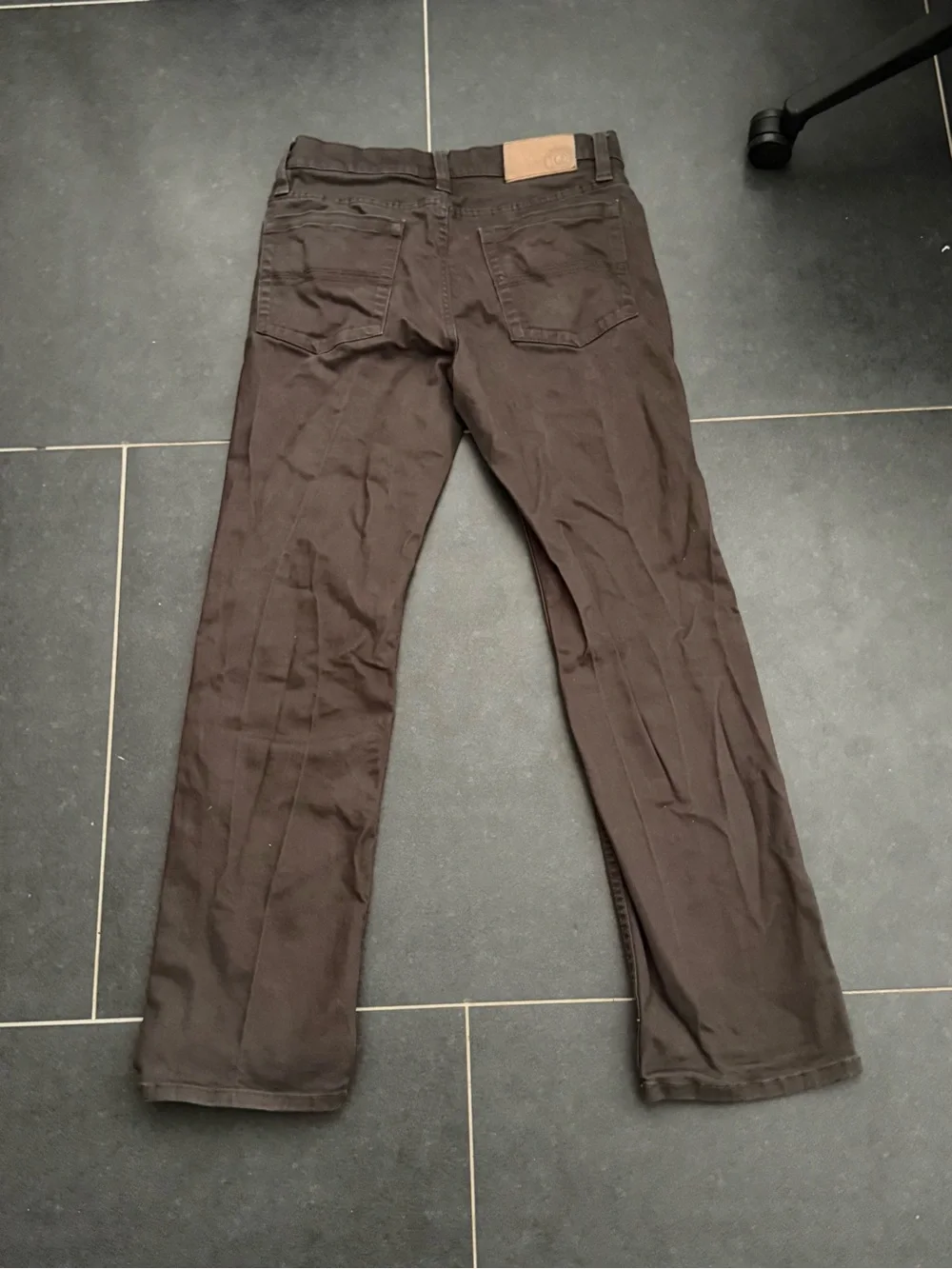 Cody James Straight Leg Jeans 31x32 – Dark Brown / Charcoal